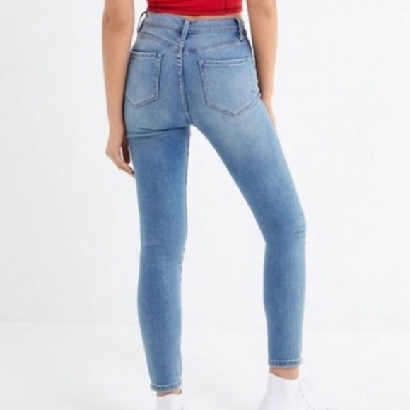 BDG•Urban Outfitters•Twig High-Rise•Jeans - Picture 4 of 14